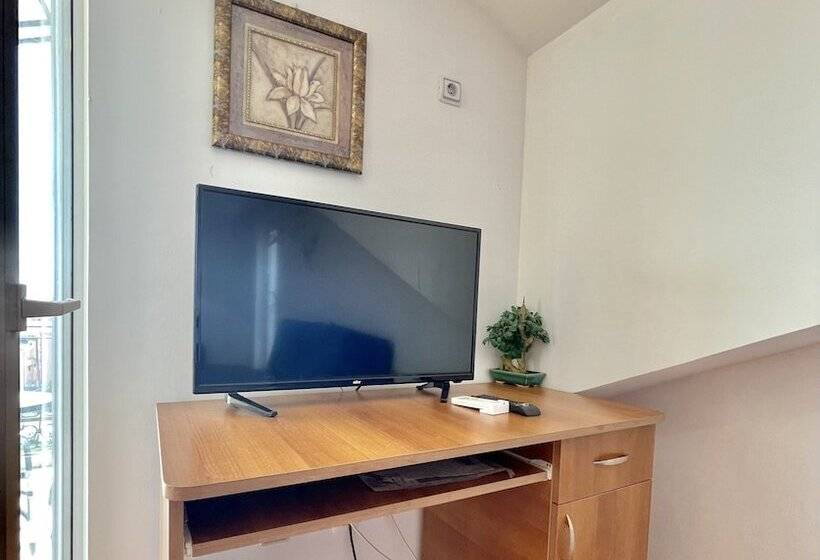 هتل Villa Iva Budva