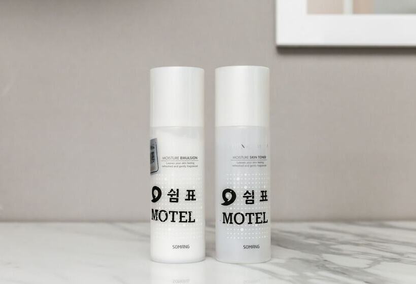 מוטל Gyeongsan Shwimpyo