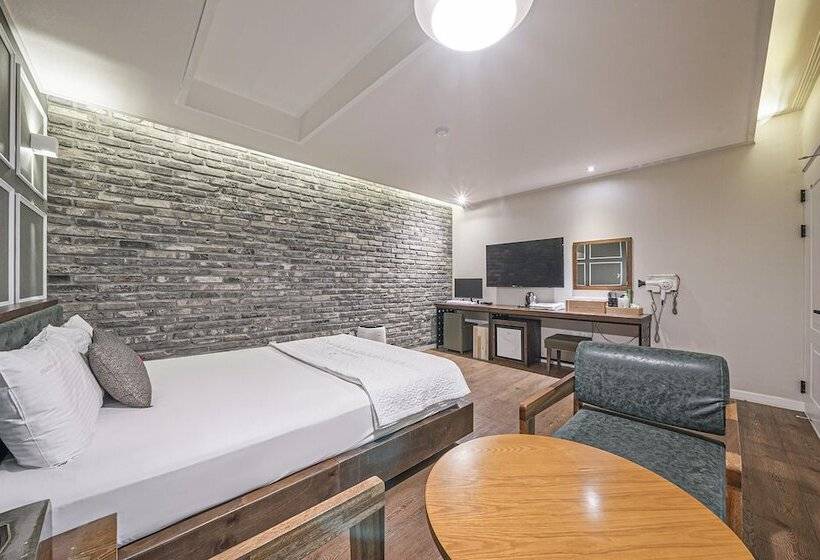 מוטל Gyeongsan Shwimpyo