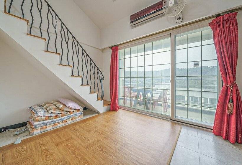 Motel Taean Subichi Castle Pension