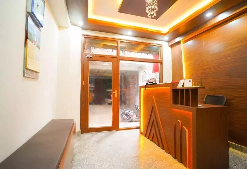 ホテル Roomshala 045 Galaxy Noida 35