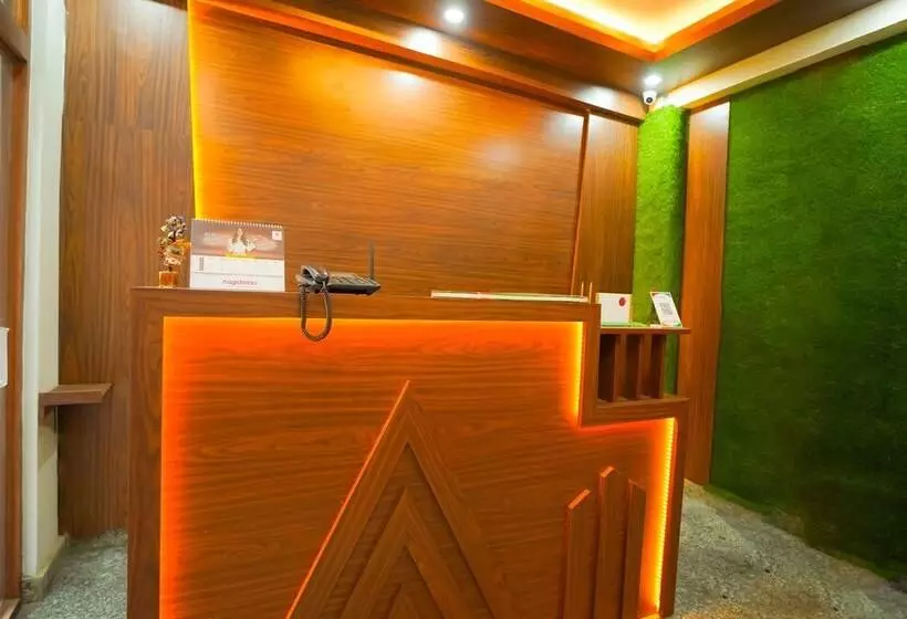ホテル Roomshala 045 Galaxy Noida 35