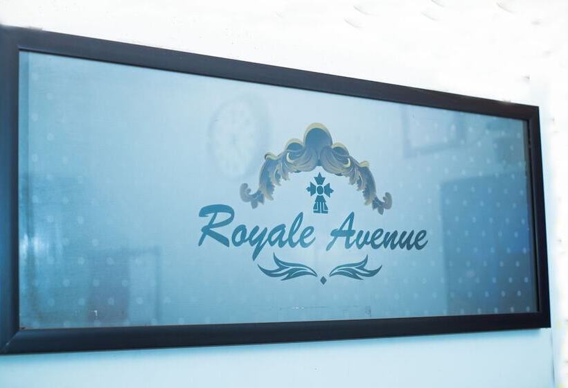 Royal Avenue By F9 Hotels