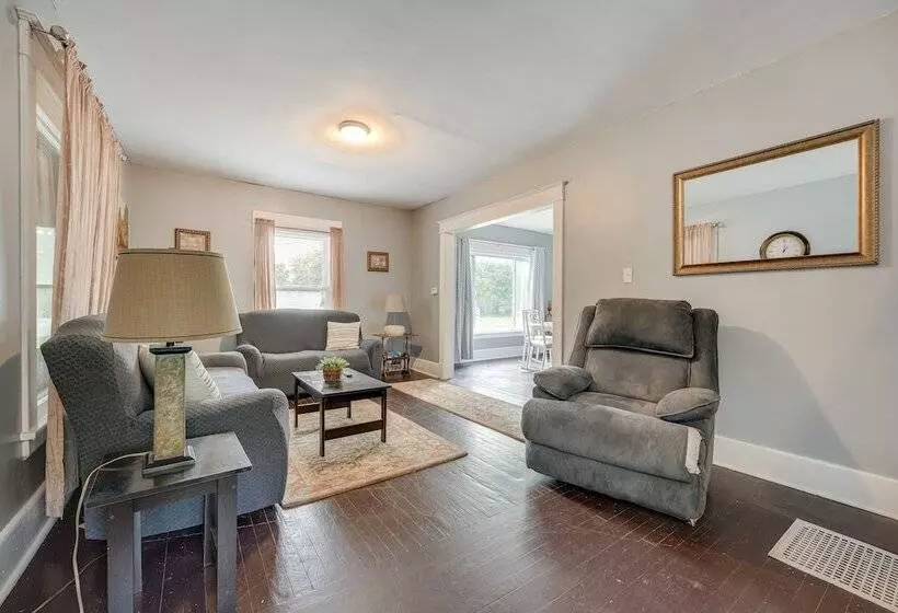 Centrally Located Albion Home With Screened Porch!