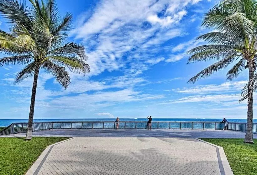 Walk To Ocean: Chic Deerfield Beach Cottage!