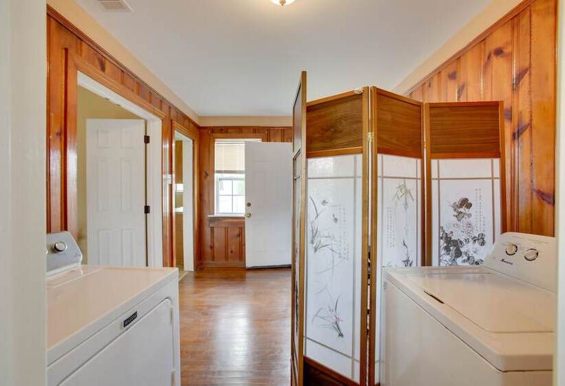 Donaldsville Vacation Home Near Mississippi River