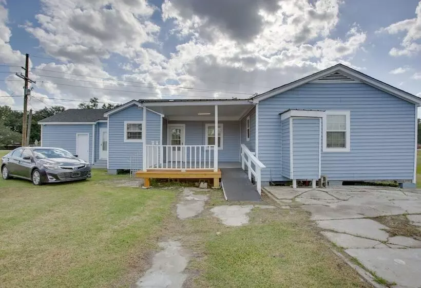 Donaldsville Vacation Home Near Mississippi River