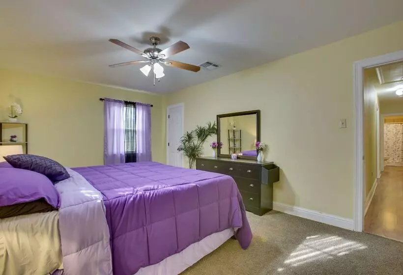 Donaldsville Vacation Home Near Mississippi River