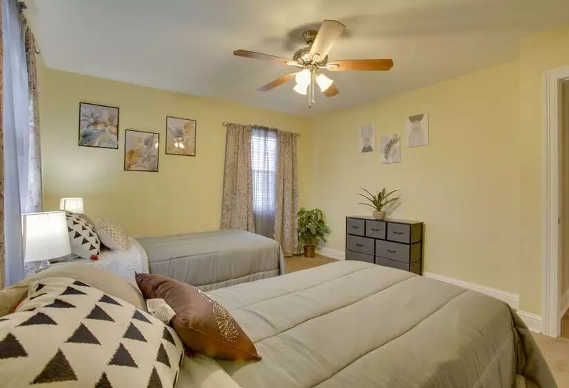 Donaldsville Vacation Home Near Mississippi River