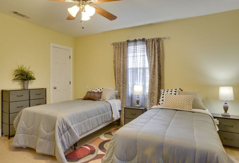 Donaldsville Vacation Home Near Mississippi River