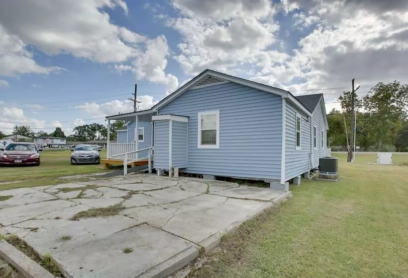 Donaldsville Vacation Home Near Mississippi River