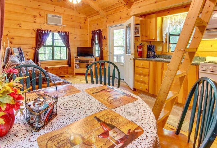 Hendersonville Cabin Near Hiking & Waterfalls!