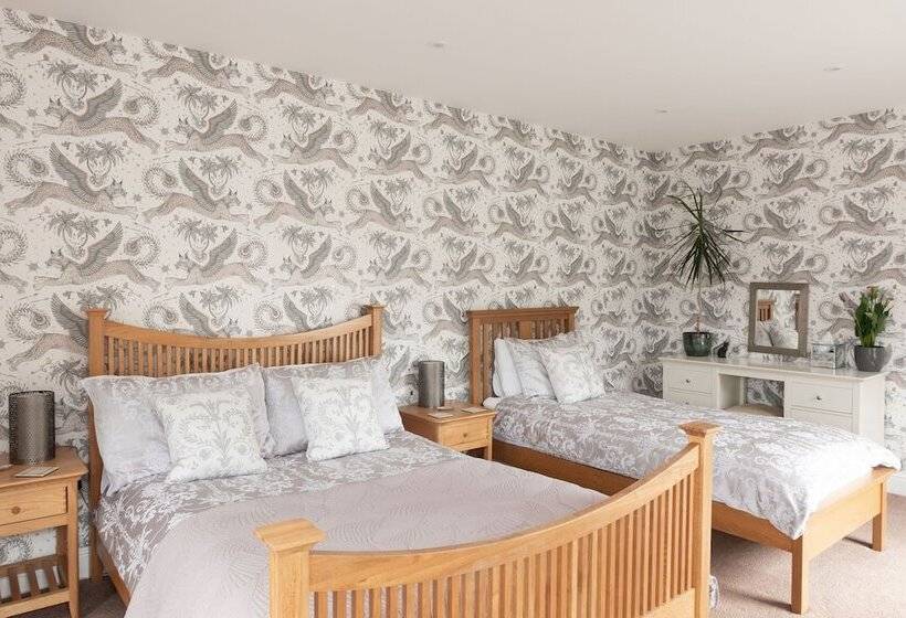 Higher Stancombe Holiday Cottages