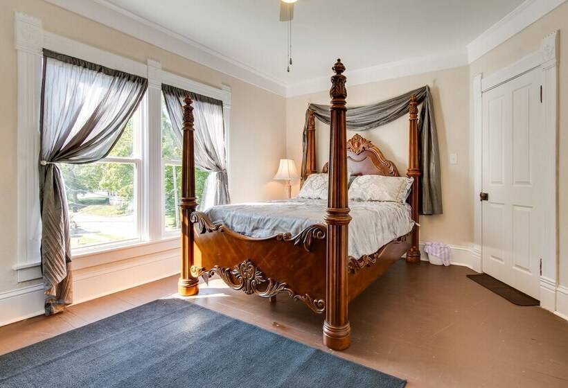 Historic Charleston Home < 1 Mi To University!