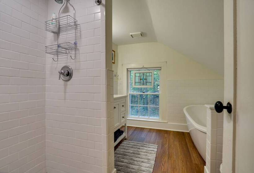 Historic Home In Taylors Falls W/ Patio & Fire Pit