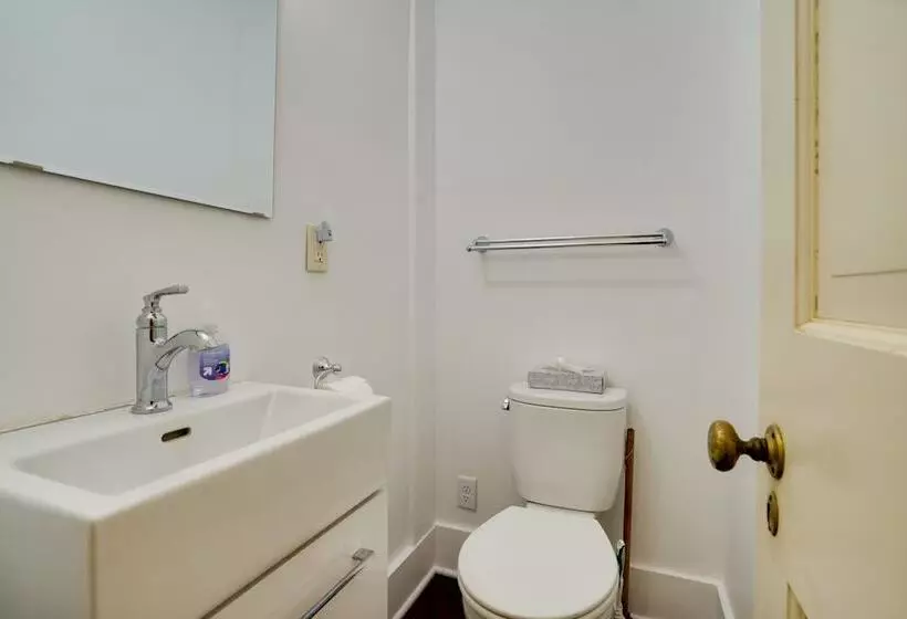 Historic Home In Taylors Falls W/ Patio & Fire Pit