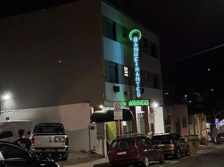 Hotelli Bandeirantes
