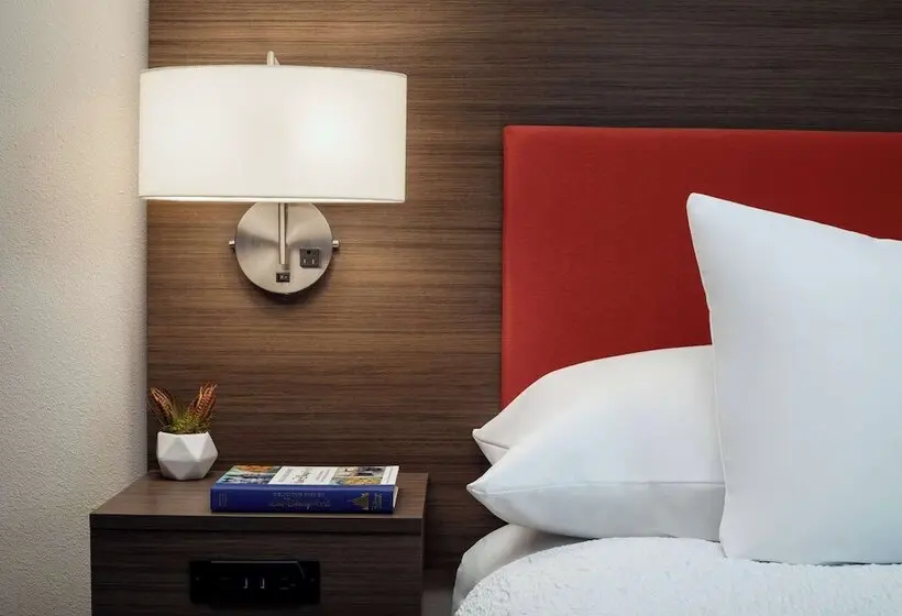 هتل Home2 Suites By Hilton Lake Mary Orlando