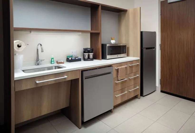 هتل Home2 Suites By Hilton Lake Mary Orlando