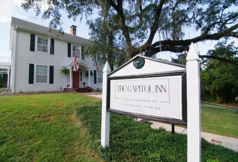 هتل The Capitol Inn