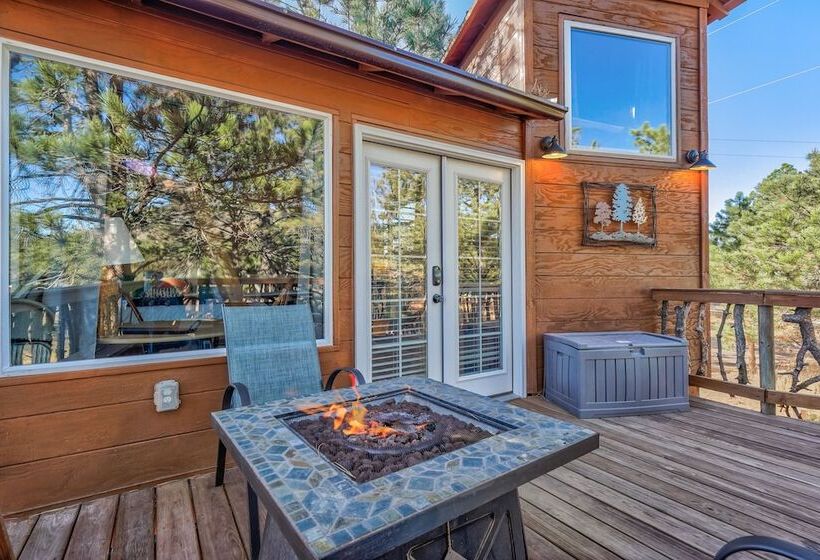 فندق Tree Fort Escape