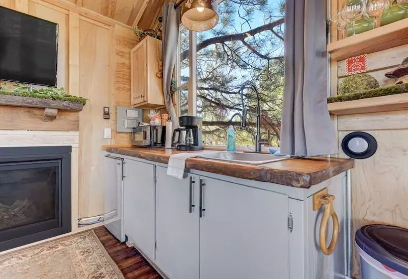 Hotelli Tree Fort Escape