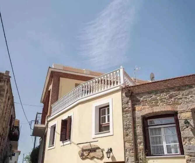 ホテル Yiasemi Of Chios