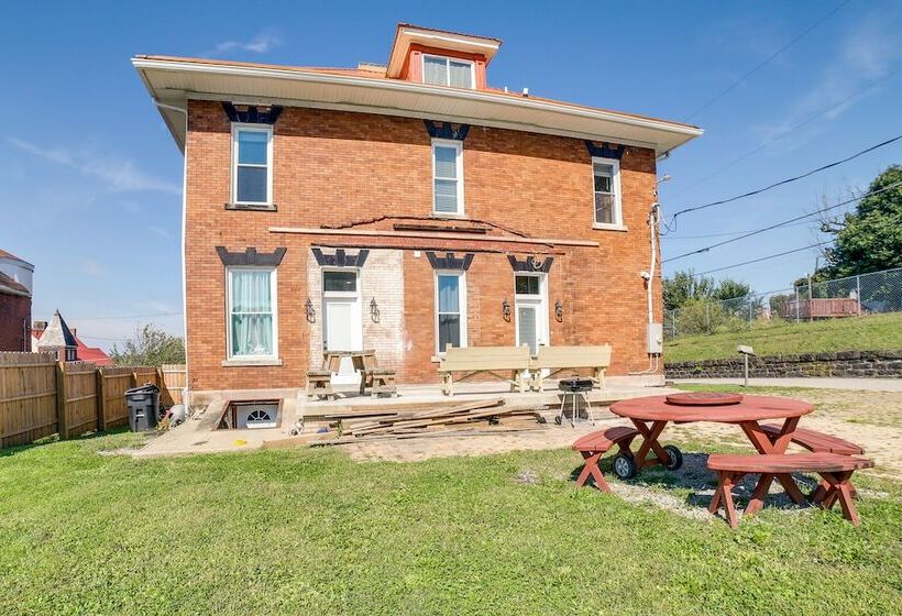 Inviting Connellsville Getaway W/ Deck!