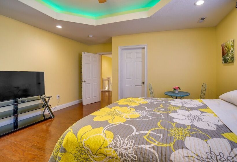 Inviting Connellsville Getaway W/ Deck!