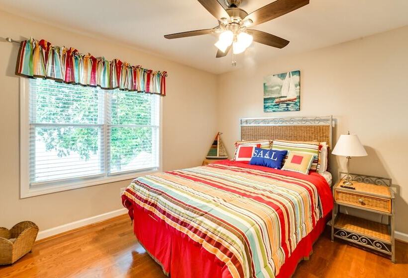 Lake Barkley Home W/ On Site Beach: Boat + Swim!