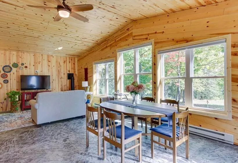 Lakefront Paradise With Private Boat Dock & Patio