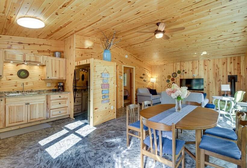 Lakefront Paradise With Private Boat Dock & Patio