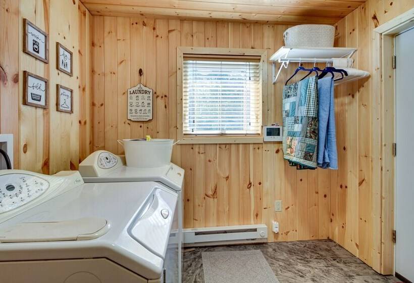 Lakefront Paradise With Private Boat Dock & Patio