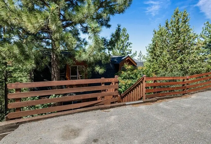 Little Bear Lodge