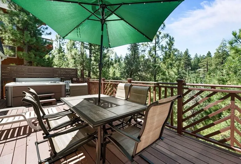 Little Bear Lodge