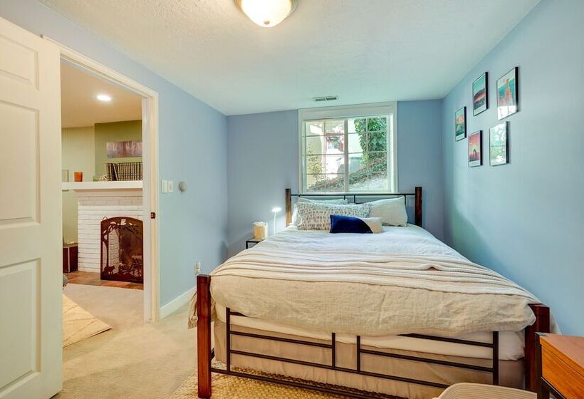 Lovely Salt Lake City Cottage W/ Outdoor Space!