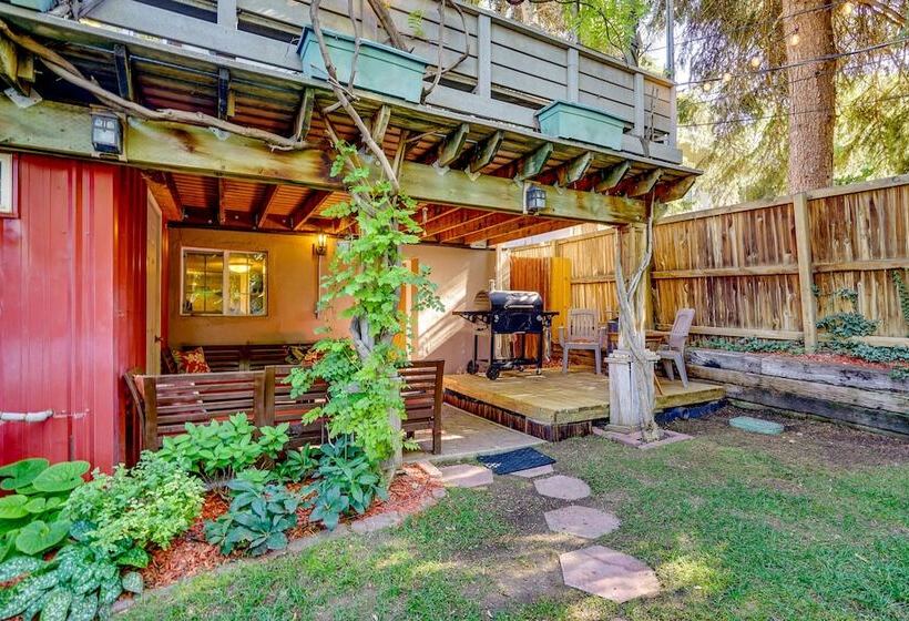 Lovely Salt Lake City Cottage W/ Outdoor Space!