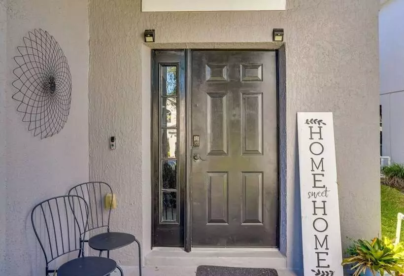 Private Pool: Family Home In Southern Dunes