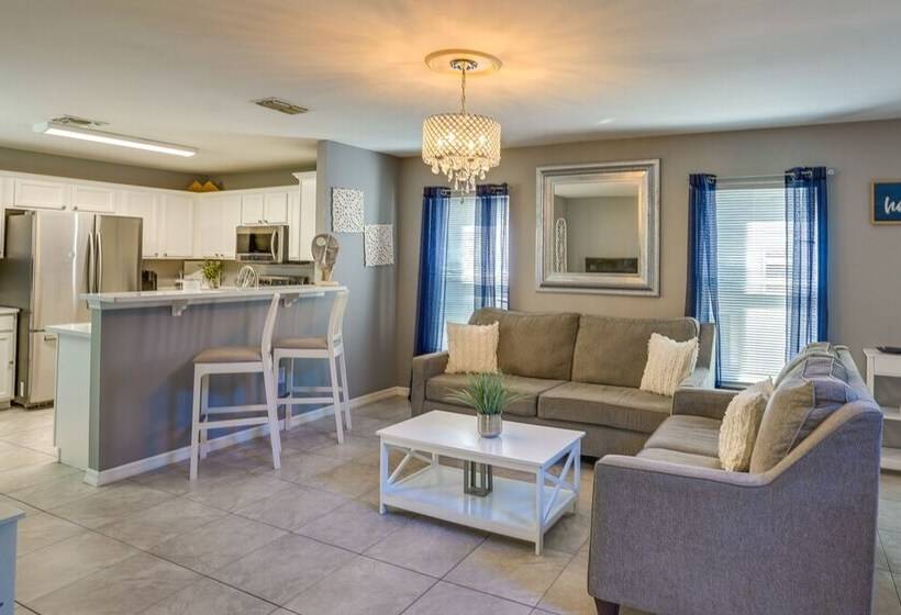 Private Pool: Family Home In Southern Dunes