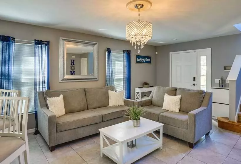 Private Pool: Family Home In Southern Dunes