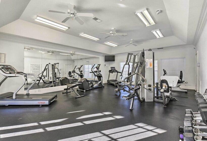 Luxurious Florida Home W/ Pool & Canal Access