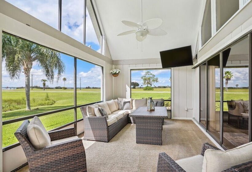 Luxurious Florida Home W/ Pool & Canal Access