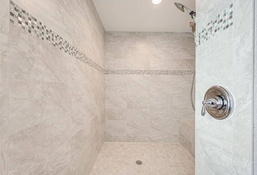 Marco Island Home W/ Heated Pool + Screened Lanai!