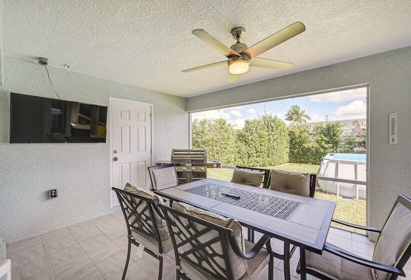 Marco Island Home W/ Heated Pool + Screened Lanai!