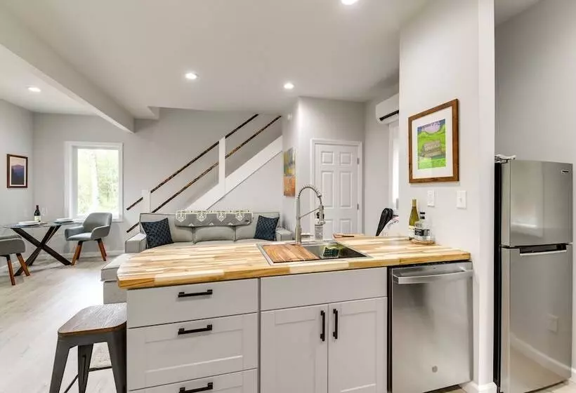 Modern Mountain Home Near Smugglers Notch & Stowe