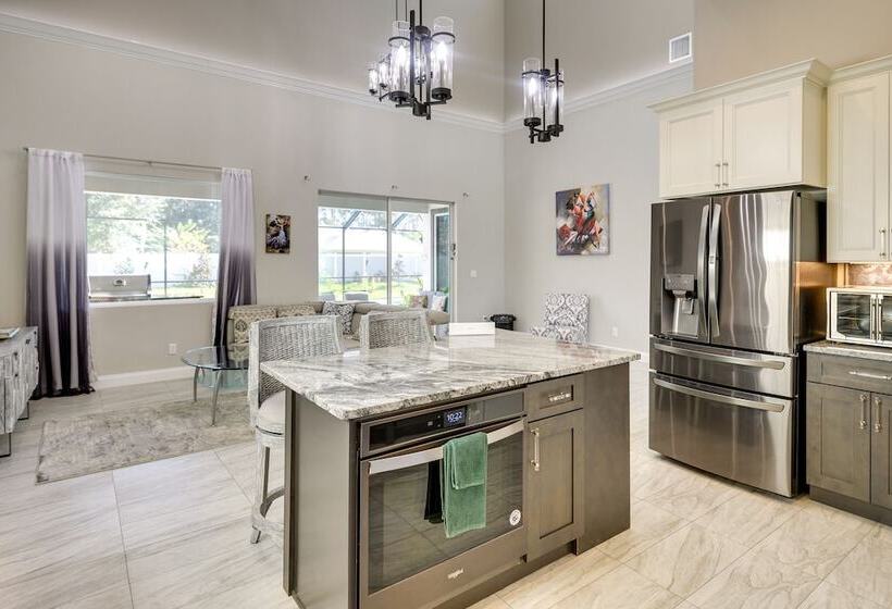 Palm Coast Paradise: Pool, Spa & Outdoor Kitchen