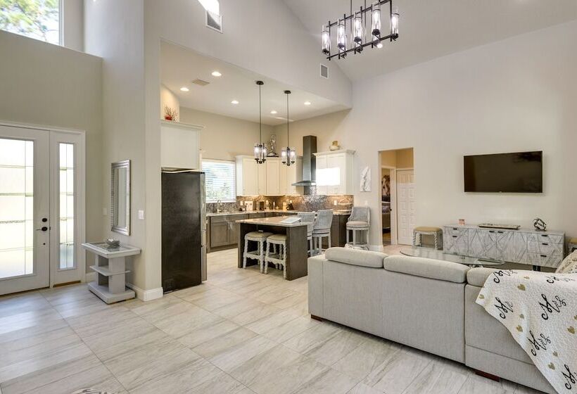 Palm Coast Paradise: Pool, Spa & Outdoor Kitchen