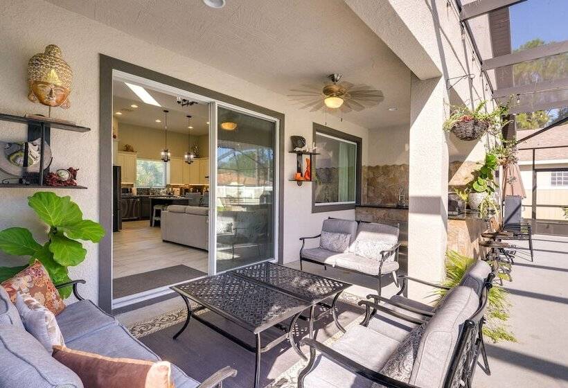 Palm Coast Paradise: Pool, Spa & Outdoor Kitchen