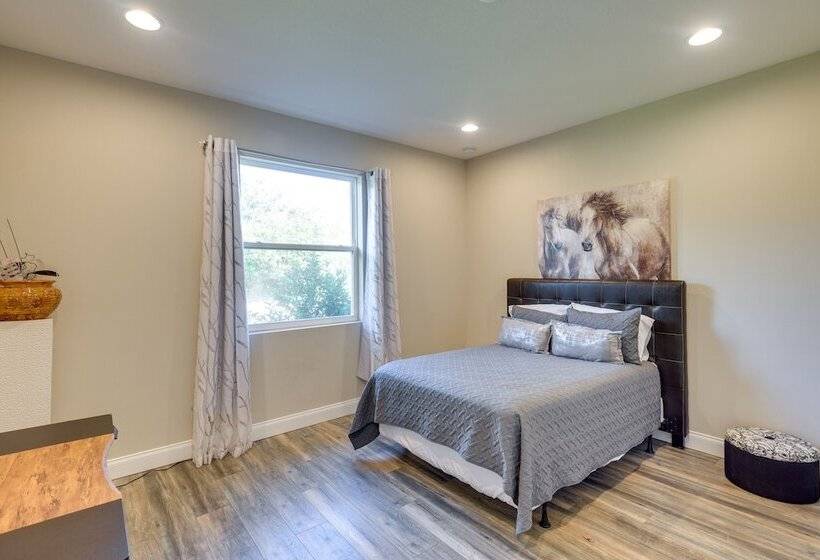 Palm Coast Paradise: Pool, Spa & Outdoor Kitchen