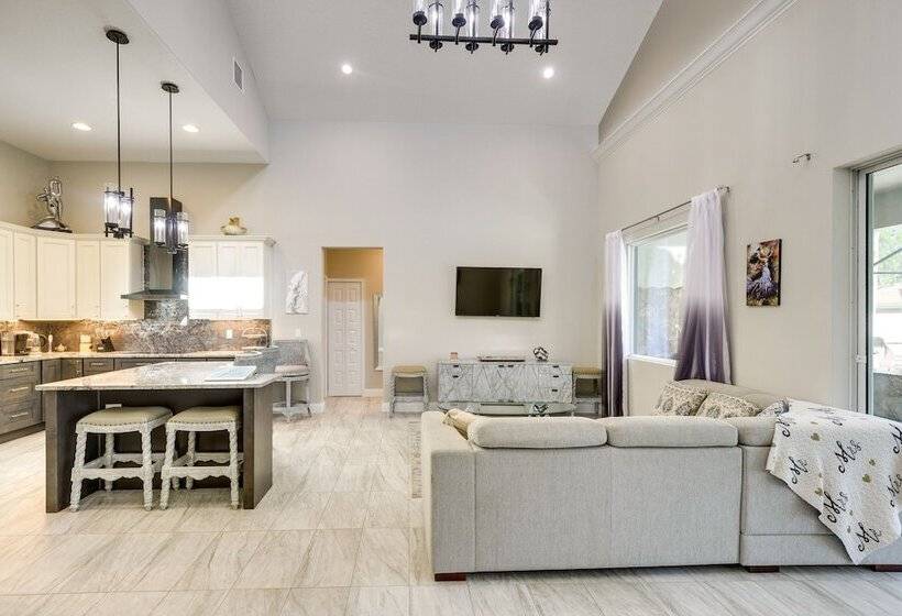 Palm Coast Paradise: Pool, Spa & Outdoor Kitchen